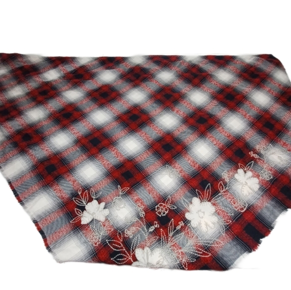 NWT J.Jill Scarlet Embroidered Plaid Boho Triangle Scarf Shawl Wrap - Picture 4 of 9